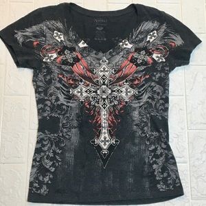 NWOT Angels and Diamonds graphic v neck shirt